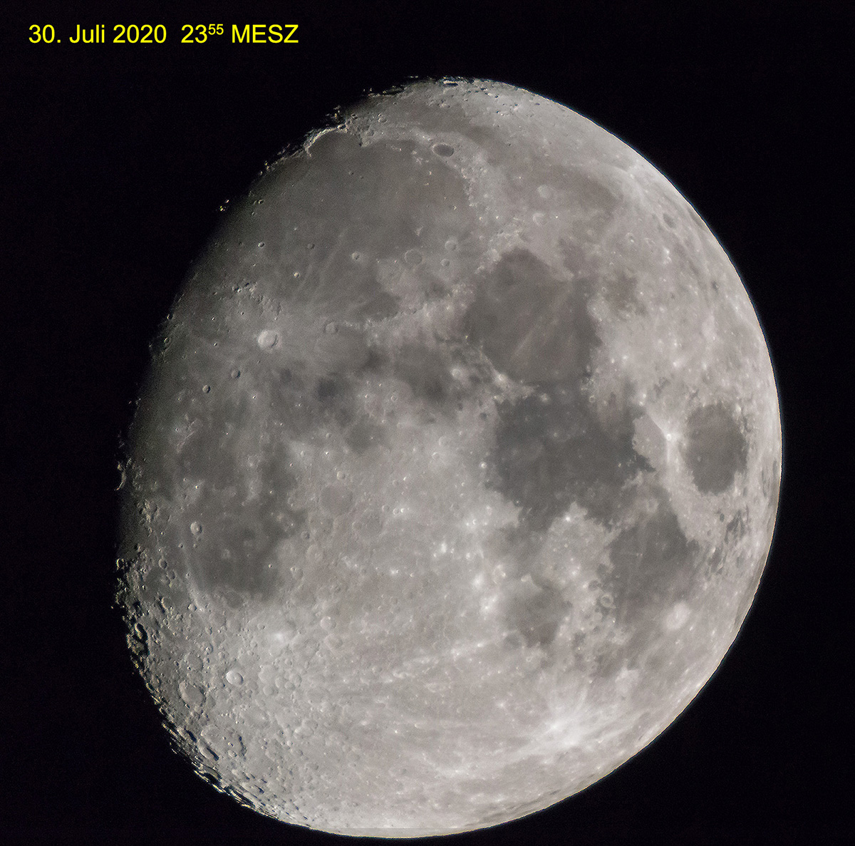 %_tempFileName03%20Mond%